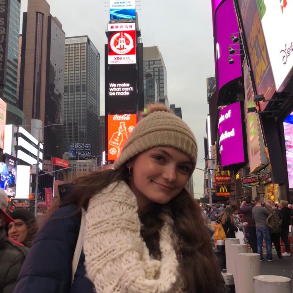 Meet your Posher, Samantha